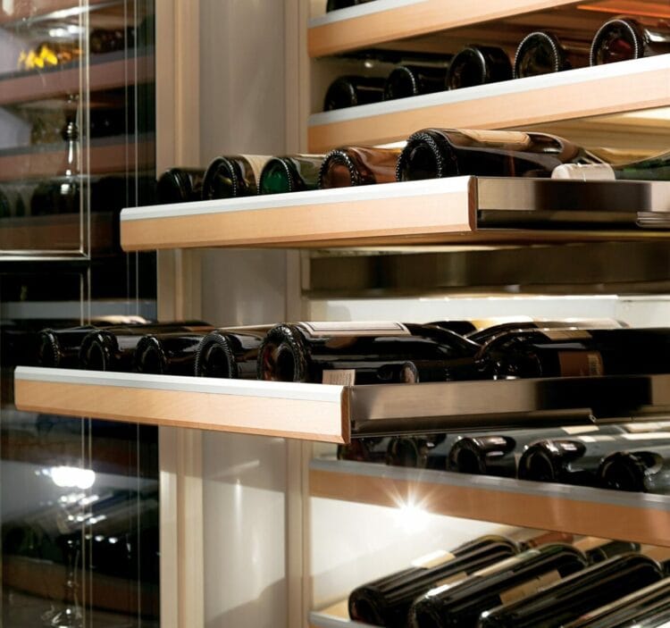 manutenção de adega de vinho viking